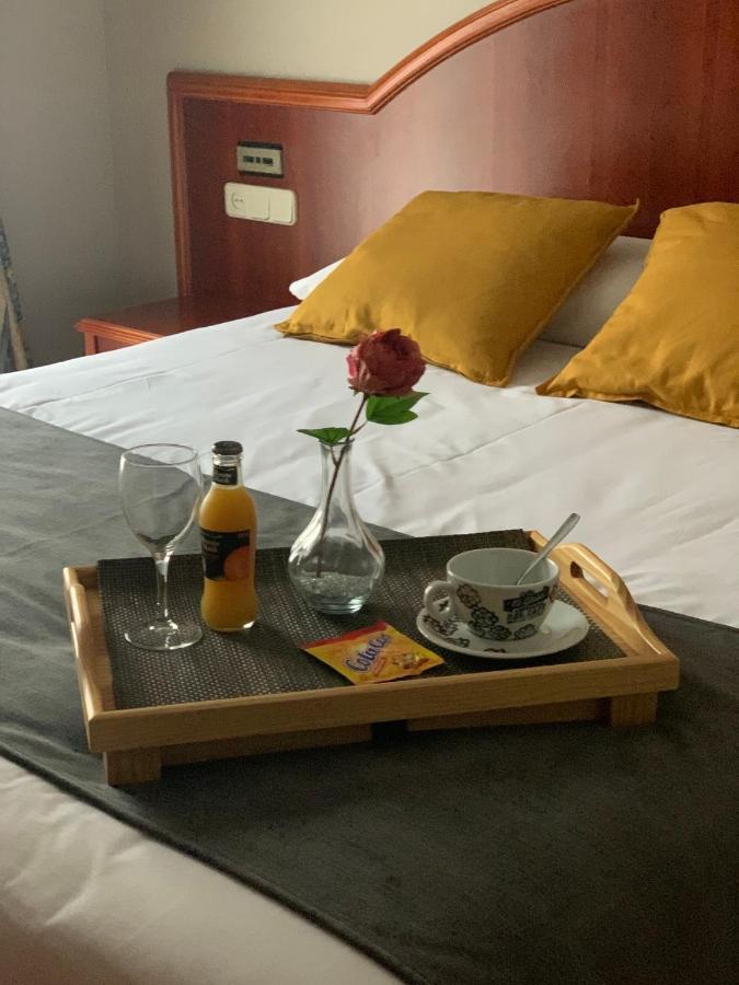 Hotel - Apartamentos Pena Santa Benia De Onis ภายนอก รูปภาพ