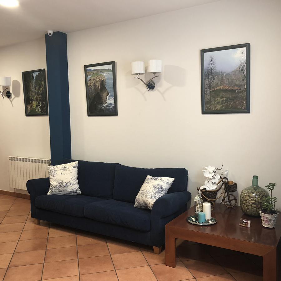 Hotel - Apartamentos Pena Santa Benia De Onis ภายนอก รูปภาพ